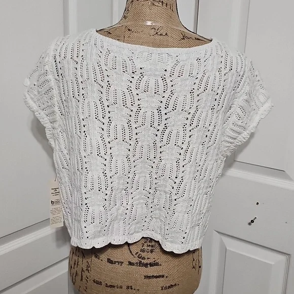 Nwt White Knit Tie-Front Top#500 - Picture 4 of 4